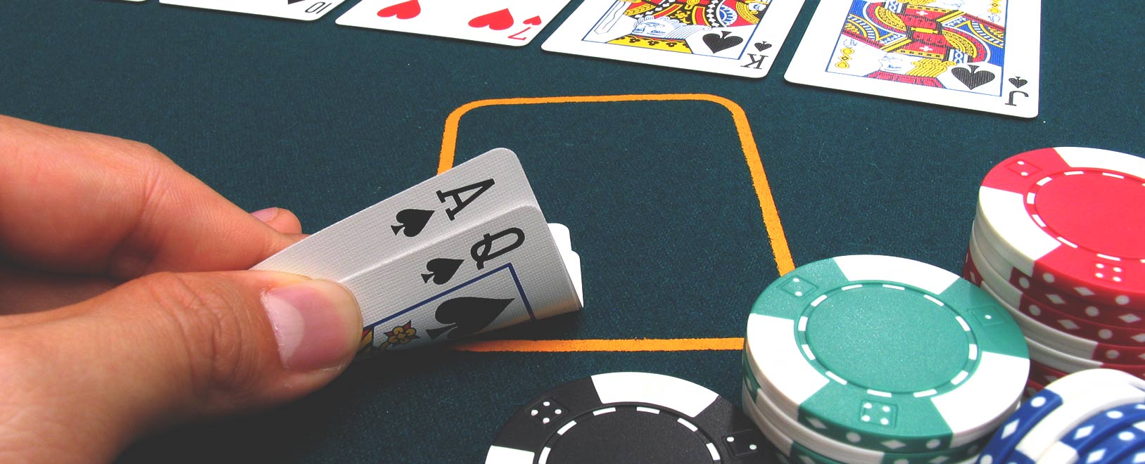 Online Poker Tips: Learn how to Play Pairs in Poker Games at Bodog